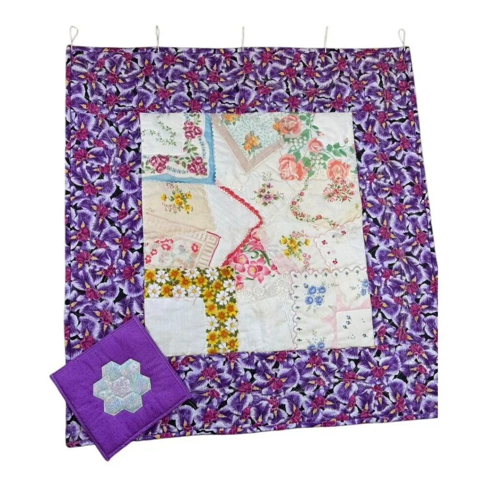Vintage Handkerchief Quilt Wall Hanging‎